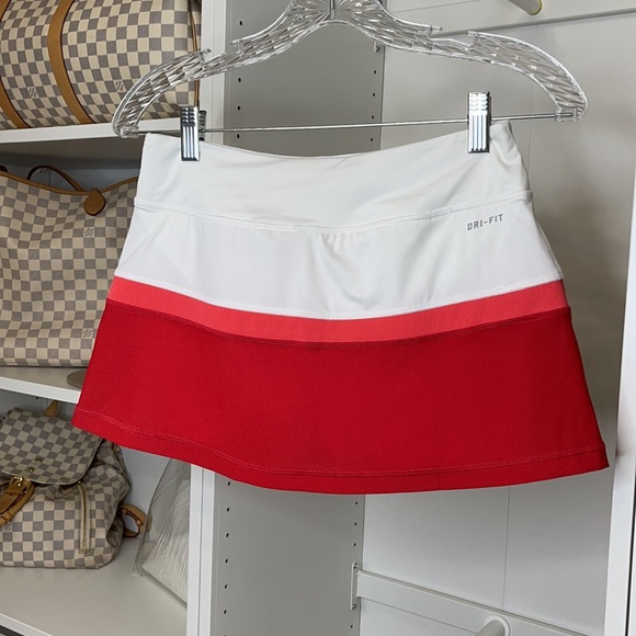 Nike DRI-FIT Golf or Tennis Skirt / Skort - Picture 8 of 11